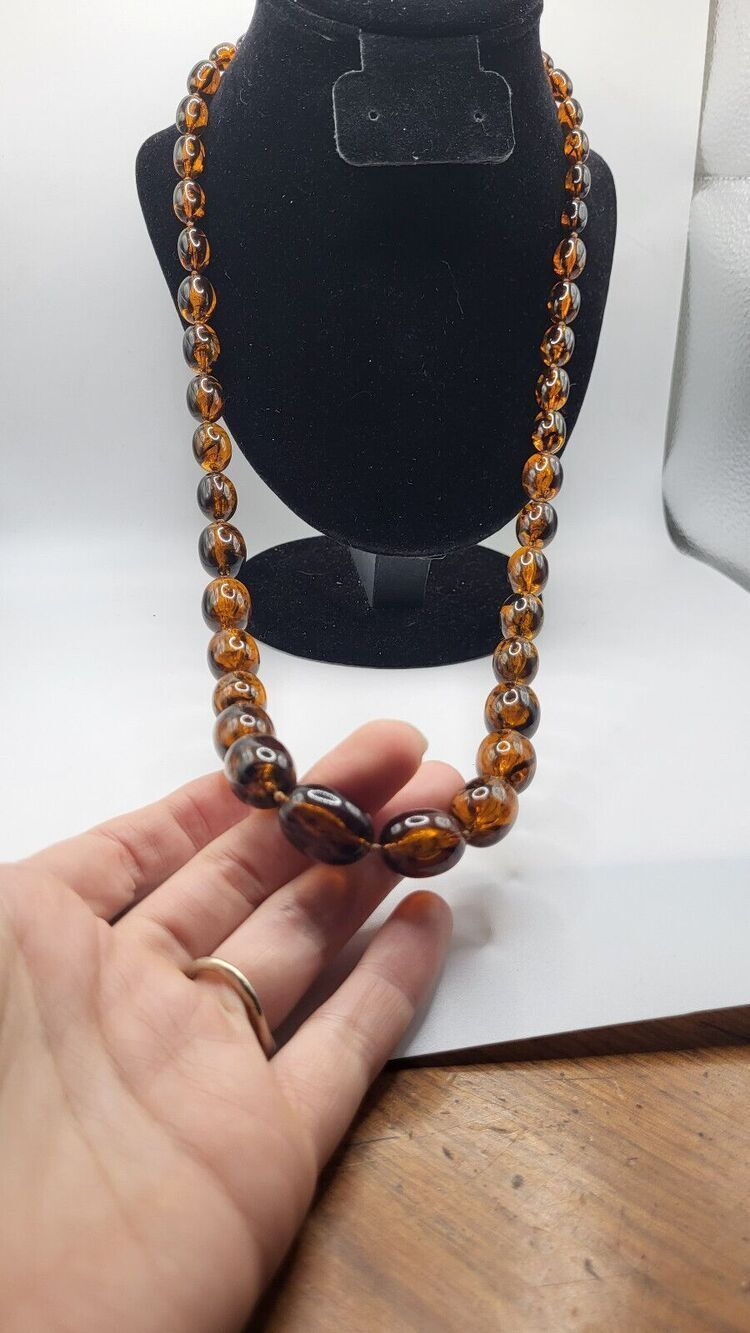 Vintage 70s Graduated Beaded Acrylic Faux Amber Necklace 29 in